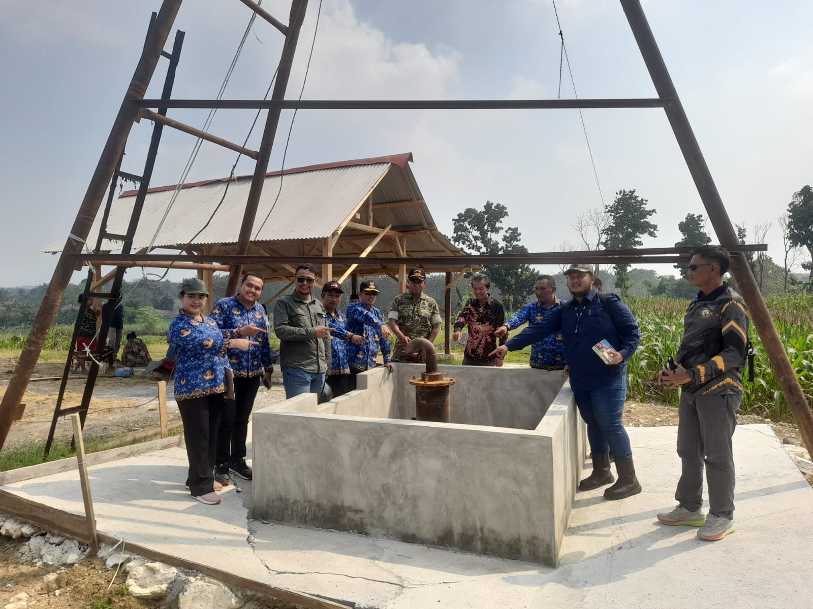 Foto: Monitoring Sumur Bor Terduga Mengandung Minyak