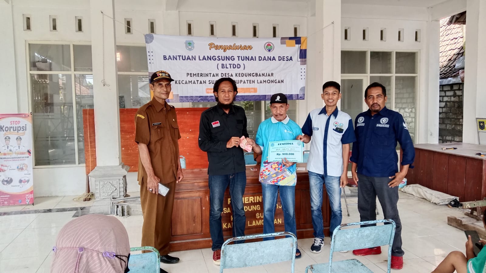 Foto: Penyaluran BLT-Dana Desa Tribulan IV Desa Kedungbanjar