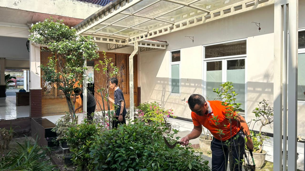 Foto: Kurve Jumat Pagi