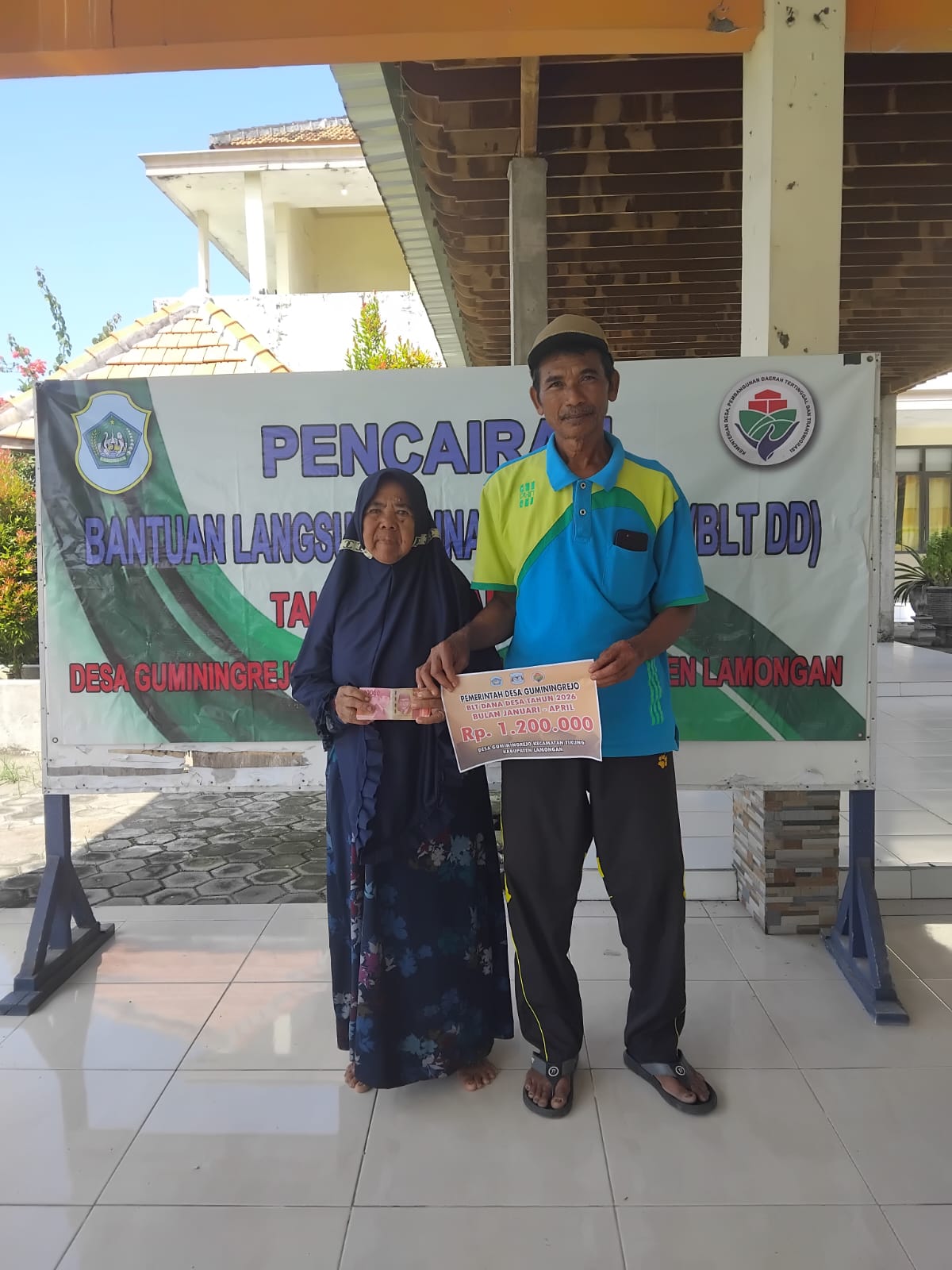Foto: Penyaluran BLT Dana Desa Tahap I Bulan Januari–April 2026 di Desa Guminingrejo (24 April 2026)
