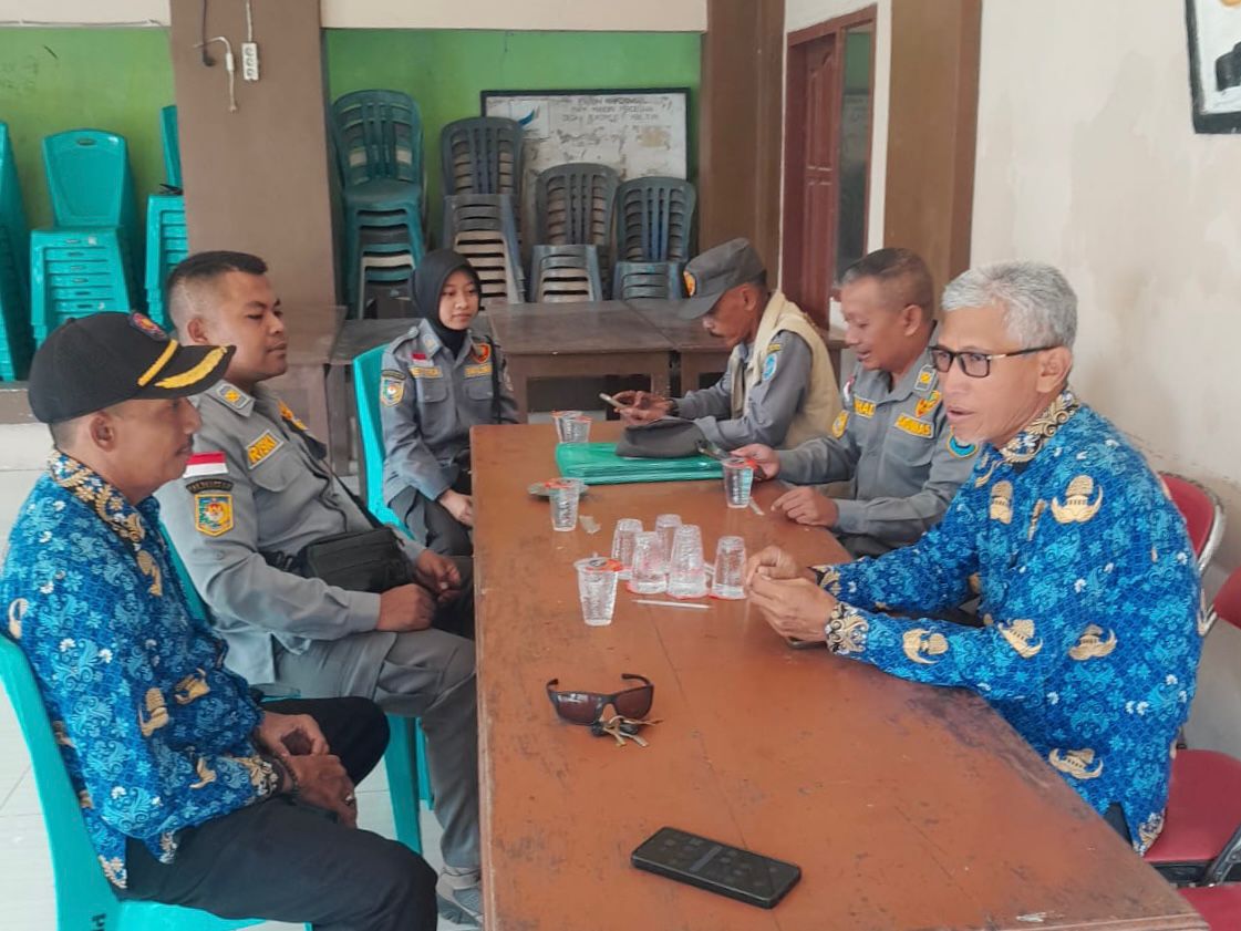 Foto: Pemerintah Kecamatan Turi melalui Seksi Ketentraman dan Ketertiban Umum (Trantibum) melaksanakan kegiatan Monitoring dan Evaluasi (Monev) Linmas Desa Sukorejo