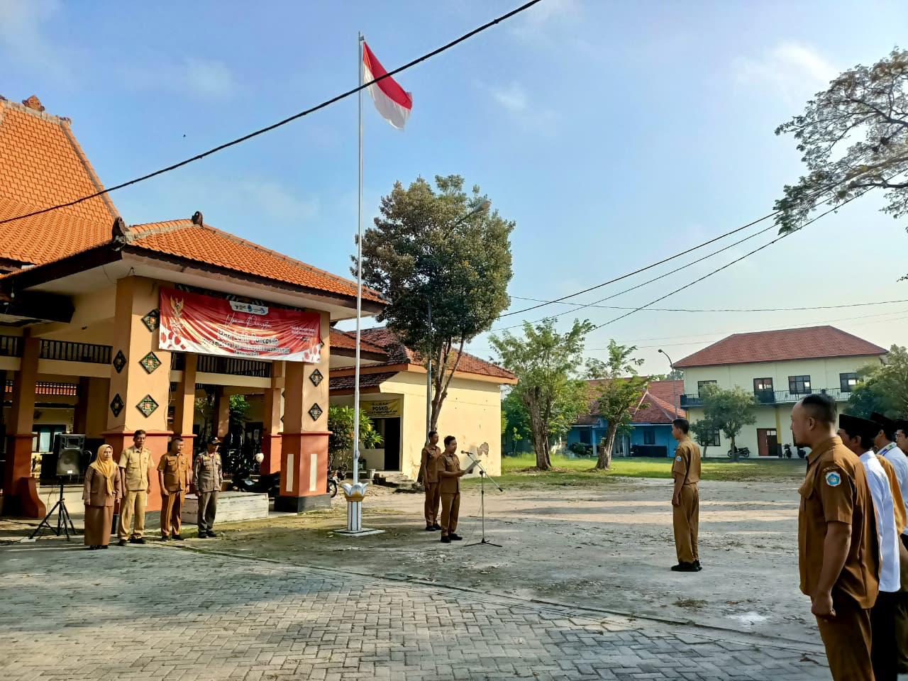 Foto: Pemerintah Kecamatan Turi melaksanakan kegiatan Apel Pagi Rutin Hari Senin