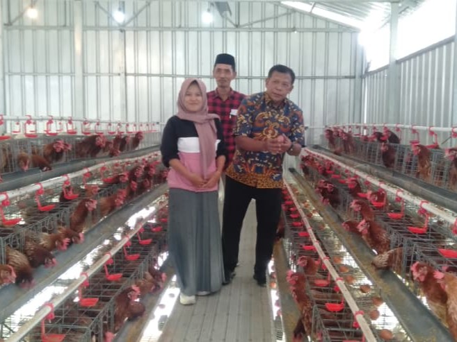 Foto: Plt. Camat Turi, Bapak Moch. Na'im, S.Sos., M.Si., melakukan kunjungan kerja ke Badan Usaha Milik Desa (BUMDesa) Putatkumpul, Kecamatan Turi, Kabupaten Lamongan