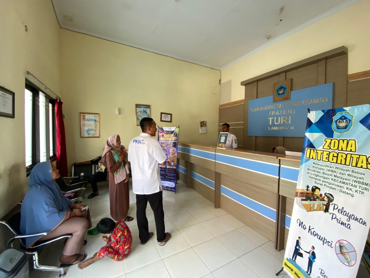 Foto: Pelayanan Publik di Kecamatan Turi Berjalan Lancar dan Optimal