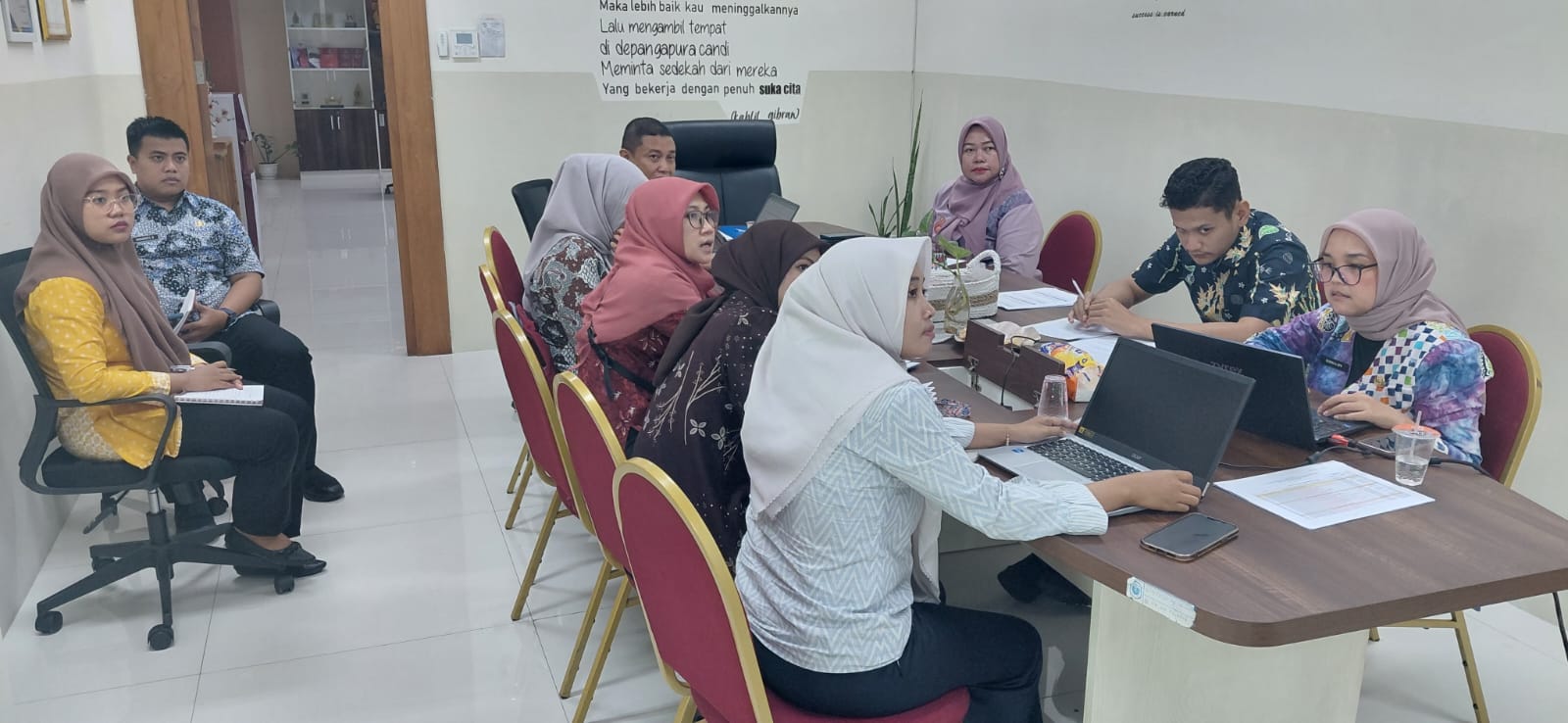 Rapat Desk Standar Pelayanan Minimal (SPM) Evaluasi Triwulan III serta Monitoring Capaian Kinerja dan Anggaran Triwulan IV